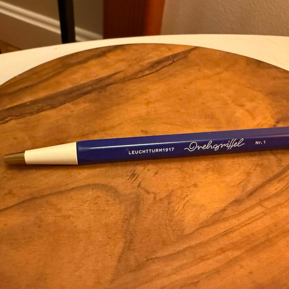 dark purple leuchtturm1917 ballpoint pen